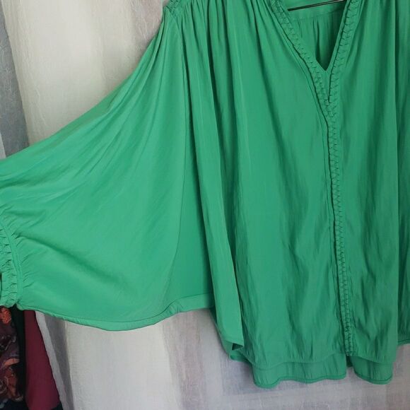 Chicos Braided Detail Top V Neck Dolman Sleeve Blouse Relaxed Green Size 2 US L - Picture 6 of 8